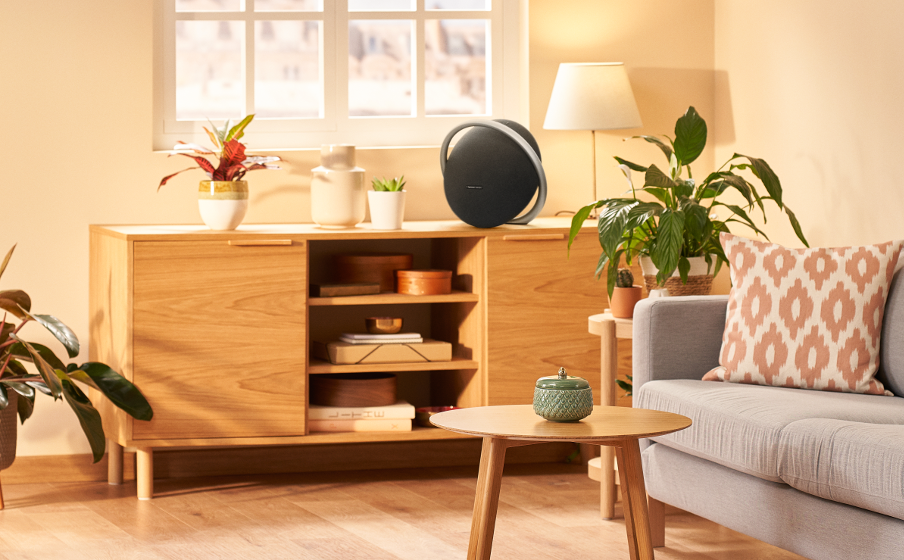 Harman Kardon Onyx Studio 8 Elegante diseño - Image
